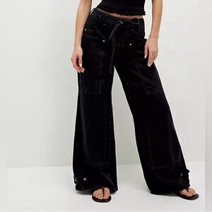 Free People We the Free CRVY Outlaw Jeans In Black Jasper